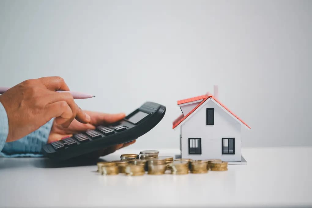 Private Lender vs Bank: Which Is Better for Real Estate Investors?