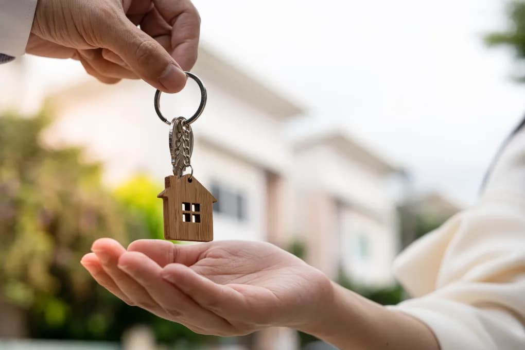 image of keys with house on them